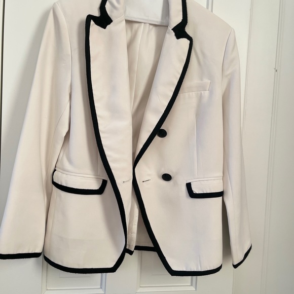 Veronica Beard Harriet Contrast Castaway Blazer - Picture 3 of 9